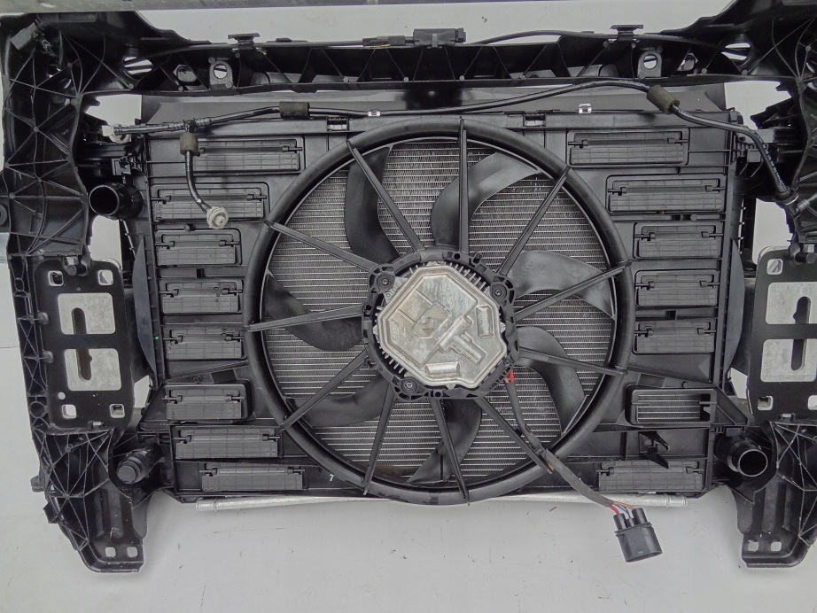 Комплектный  ремень усилитель перед 3.0 tdi 4m0145805c audi q7 4m в Украине