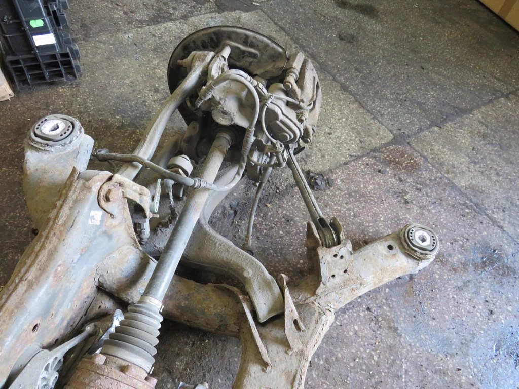 фото №1, Підвіска поворотний кулак лівий задня audi a8 d4