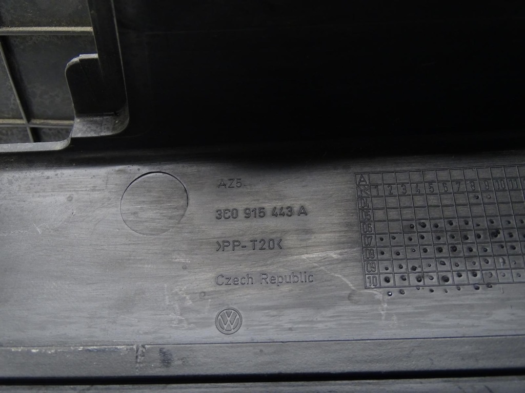 фото №11, Основание корпус аккумулятор 1k0915333h vw tiguan 5n golf vi a3 8p