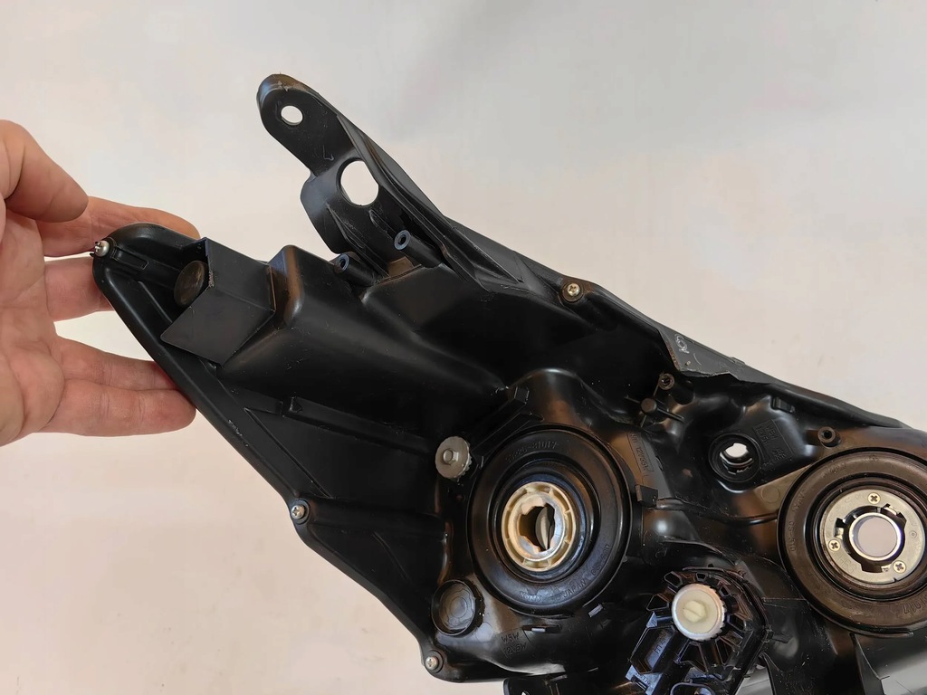 фото №8, Toyota prius + plus - лампа левая линза обычная polecam