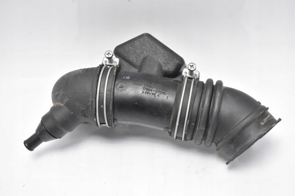 фото №1, Шланг воздуха труба 17880-0t050 1.8h prius iii