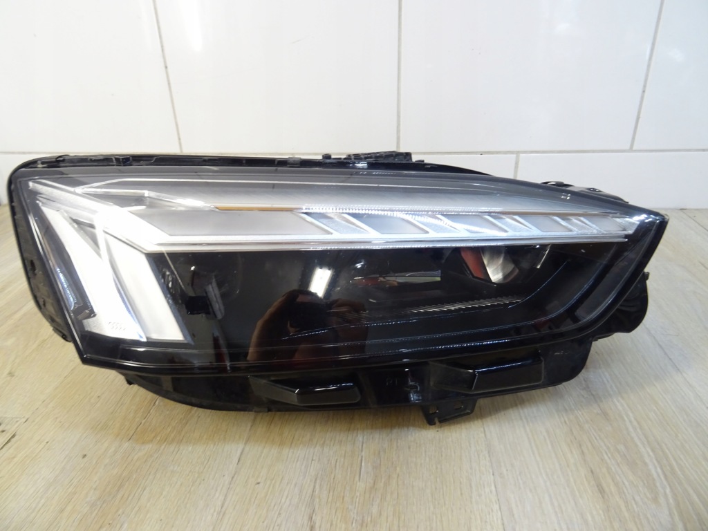 фото №1, Audi a5 s5 8w6 lift лампа правий перед full led 8w6941040 llu
