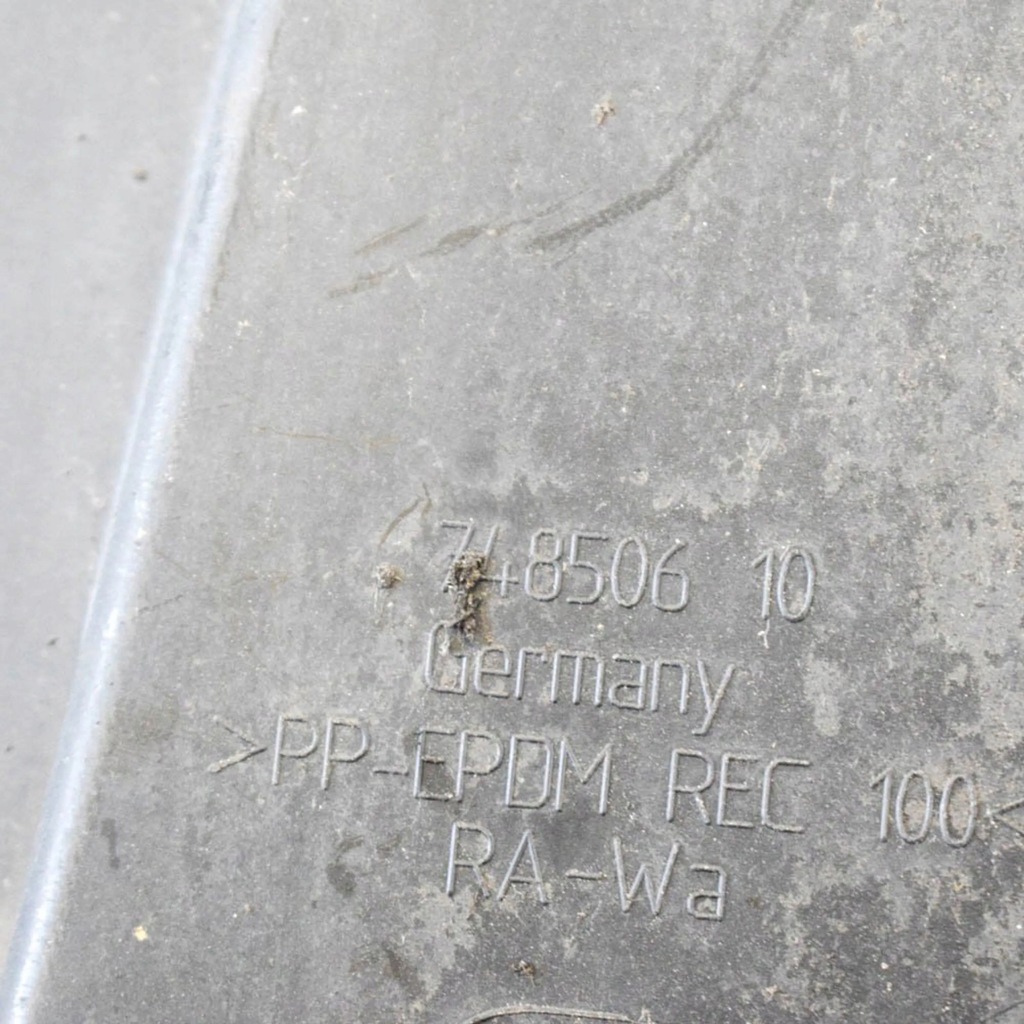 фото №8, Bmw 3 e90 e91 2010 левая сторона подкрылок передние