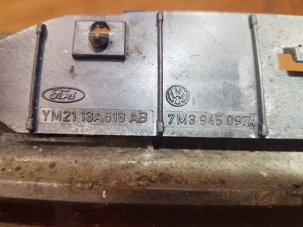 фото №3, Свет стоп третий крышки seat alhambra lift