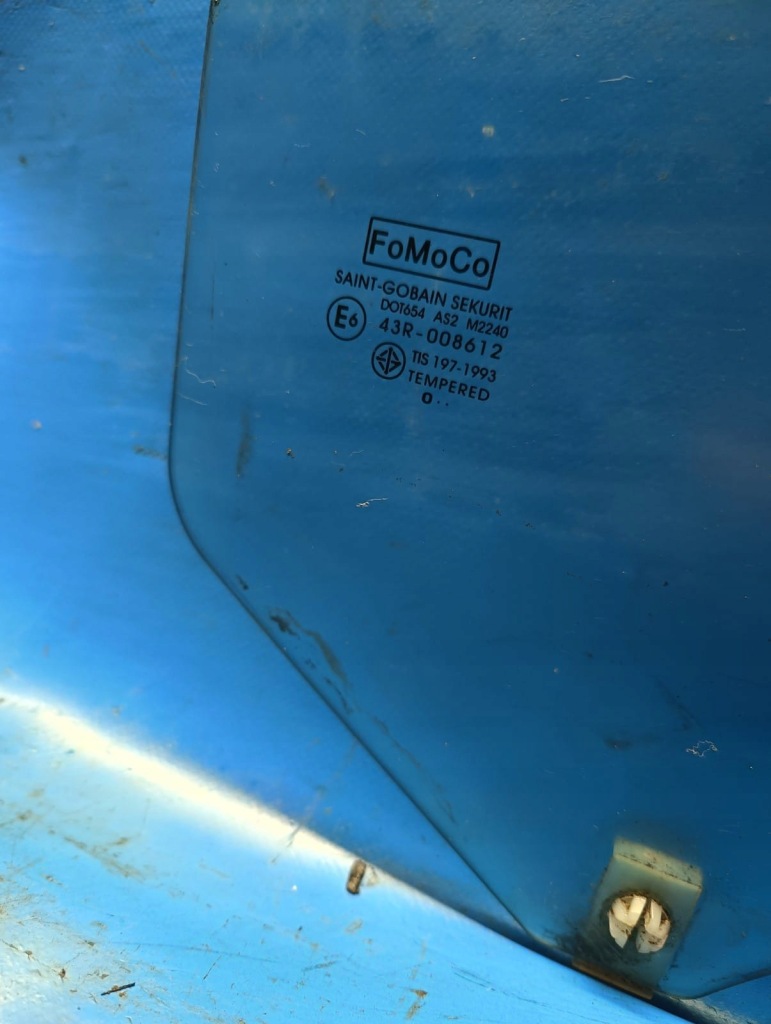 фото №2, Скло двері правий перед mazda bt50 ford ranger iii