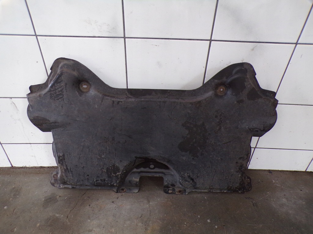 фото №1, Захист плита pod двигун mercedes w204 c klasa 2045242330