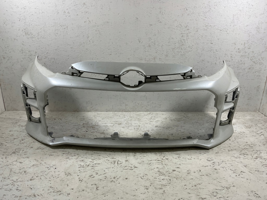 Купити Toyota yaris iv 4 gr sport бампер передні
