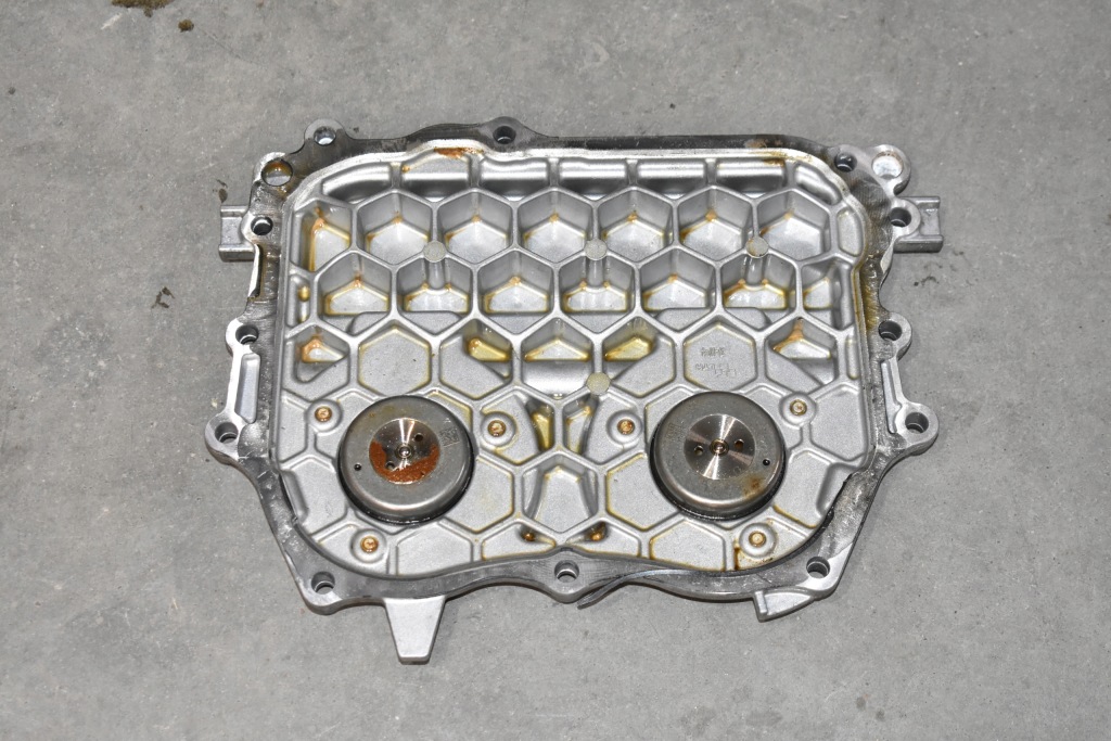 Купити Ідеальна кришка корпус розподільного валу mercedes 260920 1