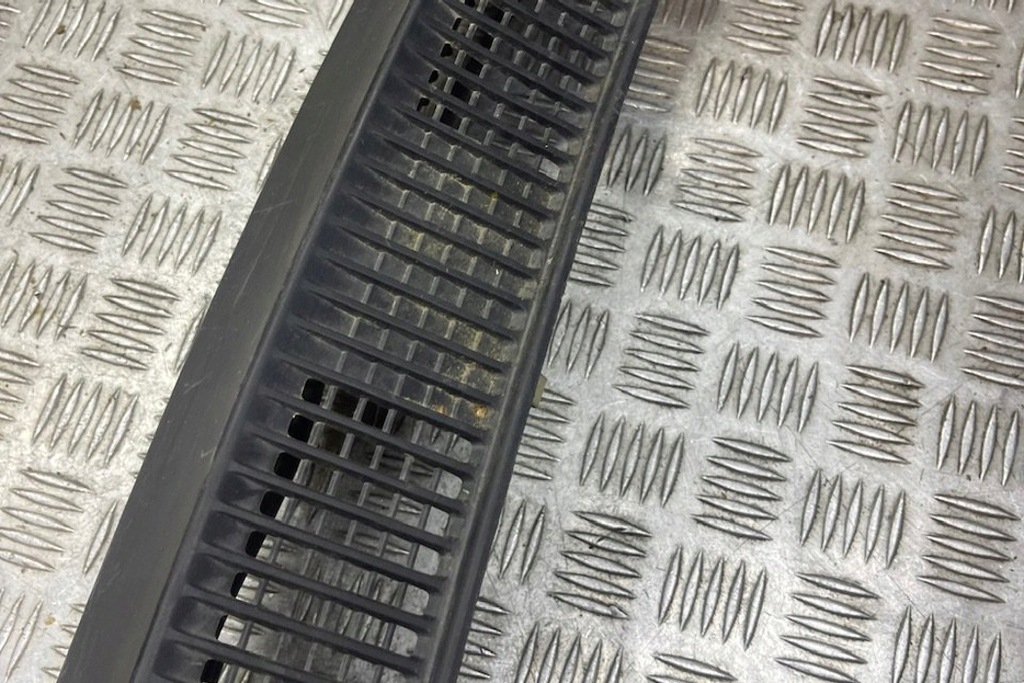 фото №11, Решітка радіатора subaru legacy iii be pptd10 2.5l бензиновий 115kw 2001