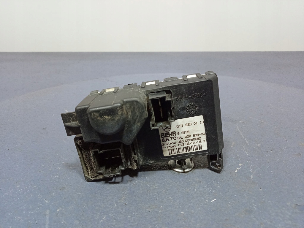 фото №1, Mercedes s klasa w221 резистор вентилятор a2218200110