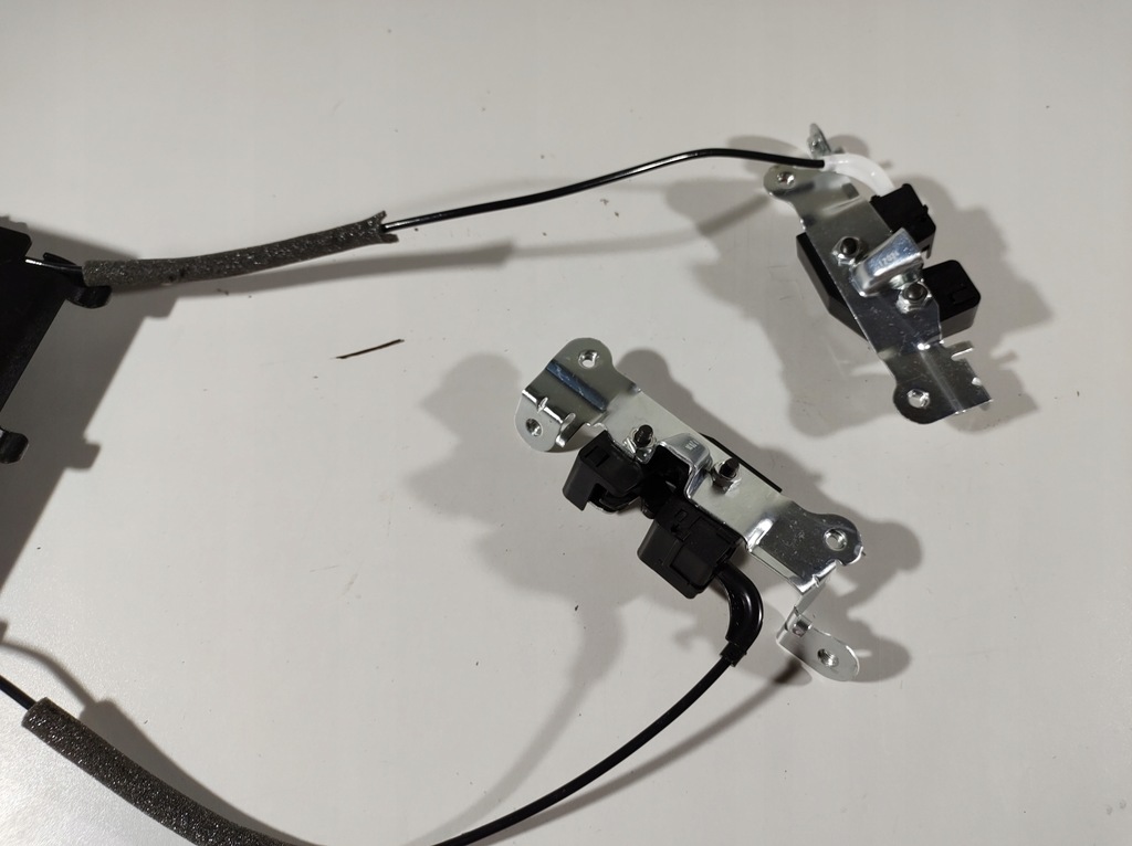 фото №9, Volvo s60 ii 13r- замок відкривання сидіння