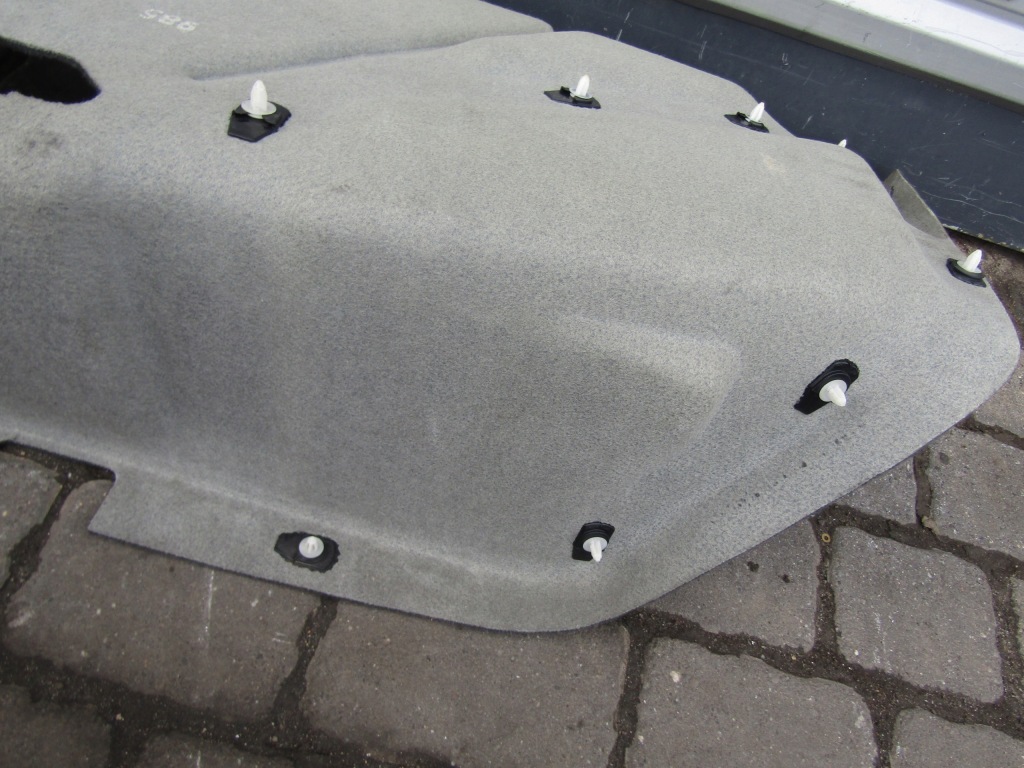 фото №13, 1 mercedes w124 sedan обивка крышки багажника