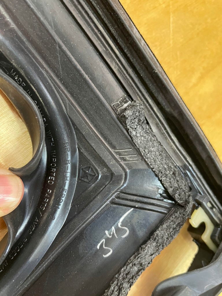 фото №7, Прокладка двері рамка jeep cherokee kl 2014-2018