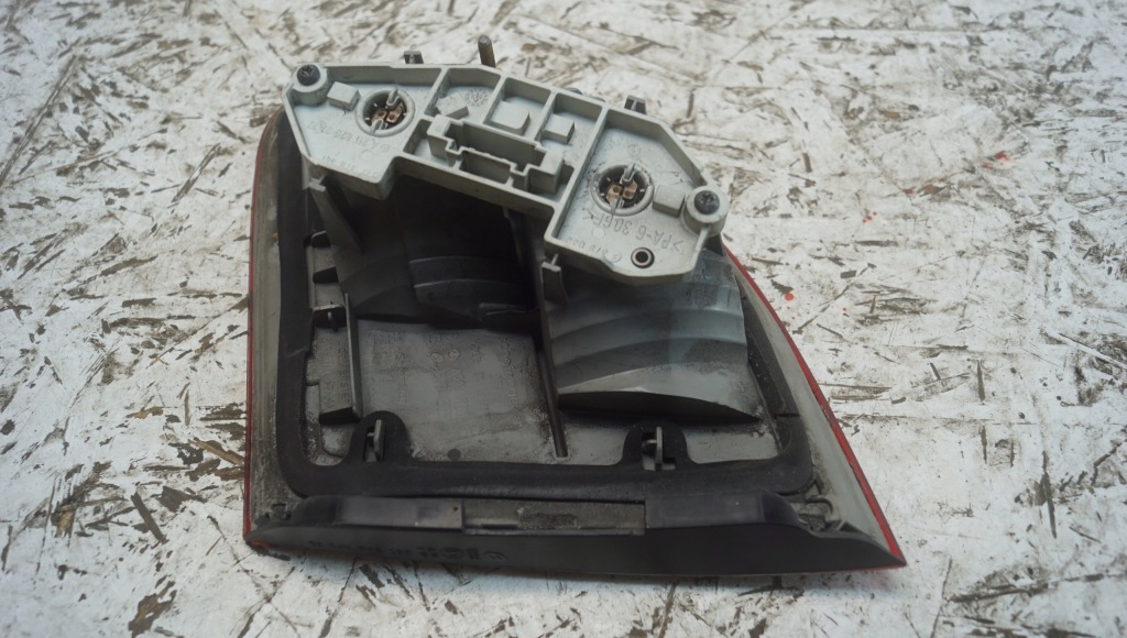 фото №11, Лампа лівий задня mercedes e w211 kombi кришка багажника