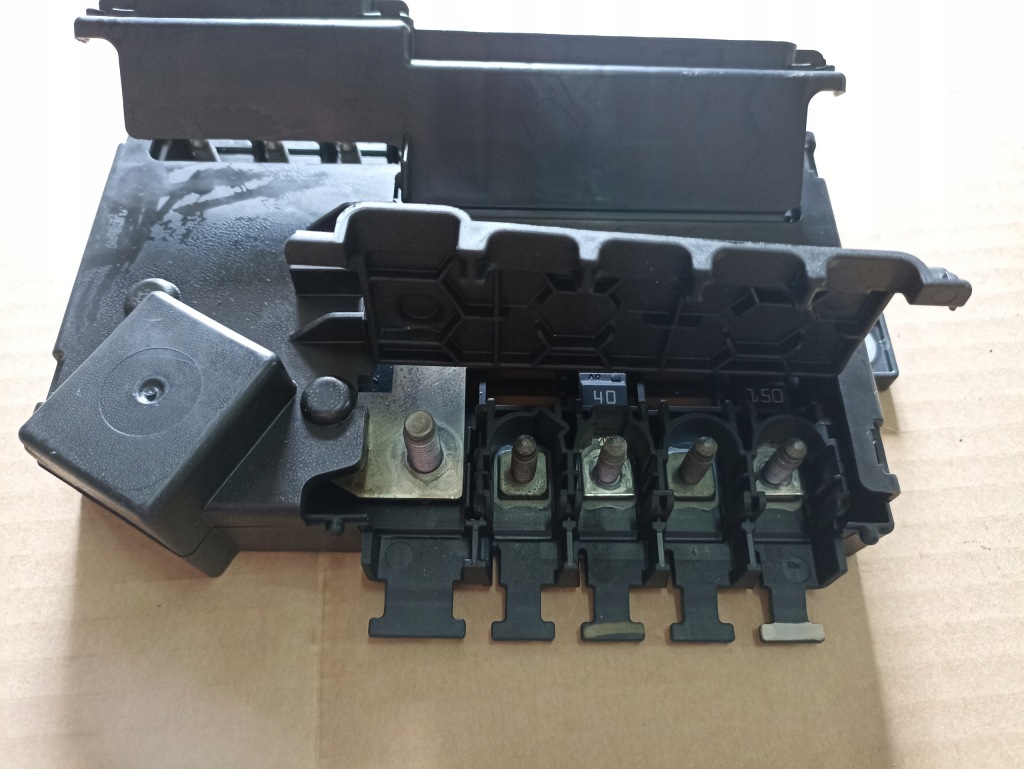 фото №4, Mercedes w213 e klasa коробка предохранителей