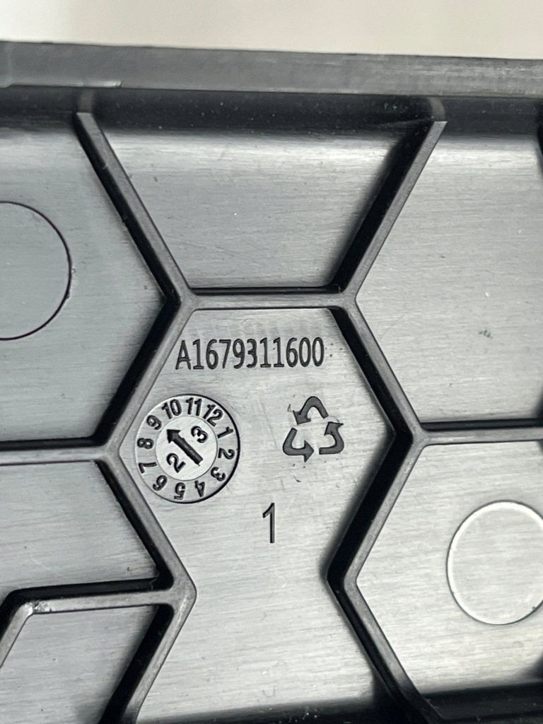 Mercedes gls 167 корпус обшивка сиденье a1679311600 Киев