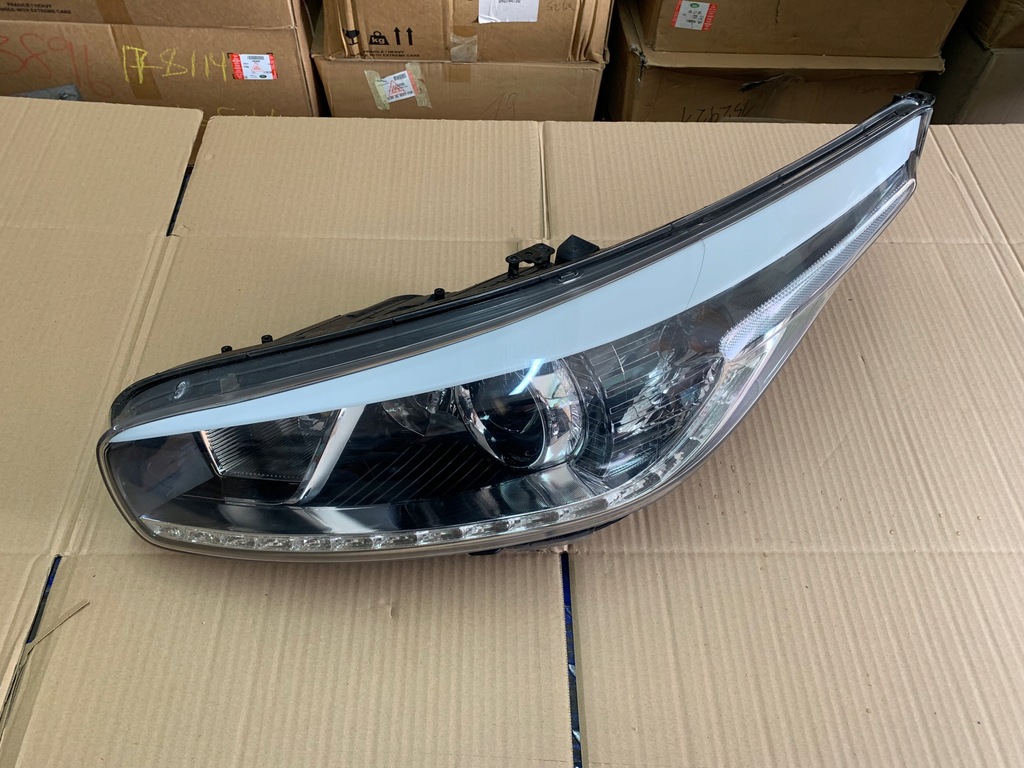 фото №1, Лампа led ліва kia ceed ii 92101-a2220