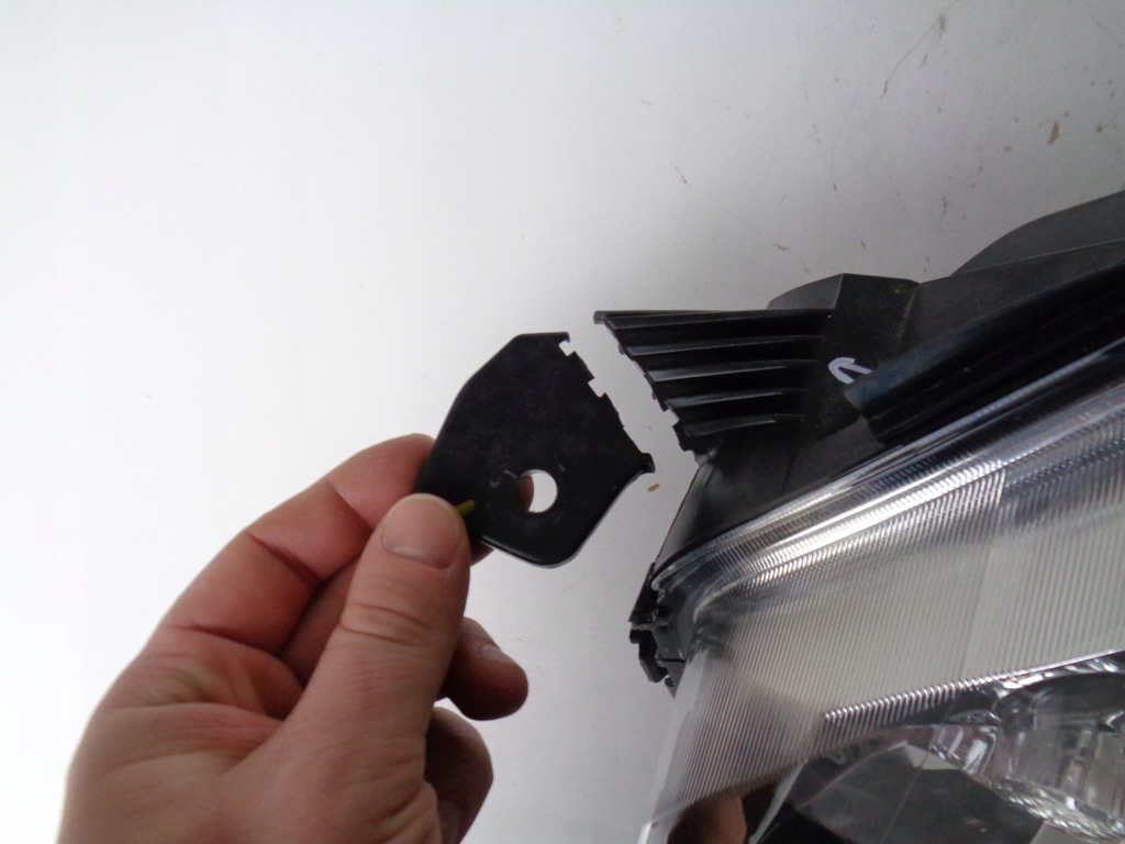 фото №5, Лампа ліва фара toyota proace 16- ксенон