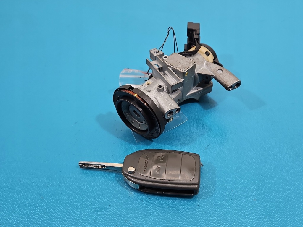 фото №1, Замок зажигания ключ вкладка volvo v40 s40 i