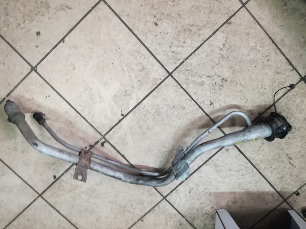 фото №1, Subaru xv 2011- 2017 rok заливна горловина пального з пробка 2.0d