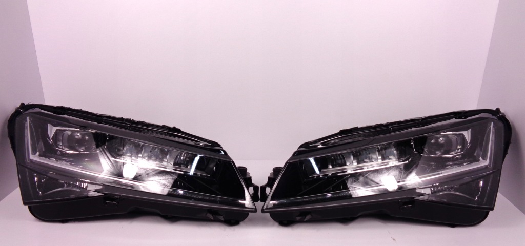 Купить Фара правый  левая перед skoda superb 3 рестайлинг