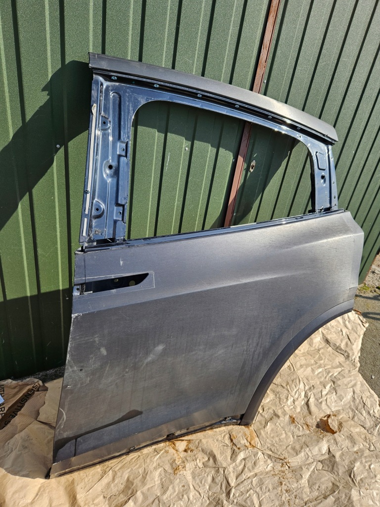 Tesla model x 15- дверь левое задняя Доставка