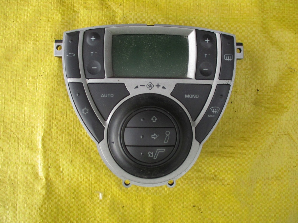 Купити Fiat ulyse ii c8 807 панель обдув 9140010488