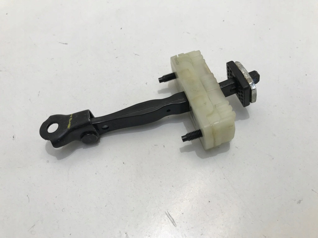 фото №1, Hyundai i20 iii n-line 2022 ограничитель дверь перед правый передних правых