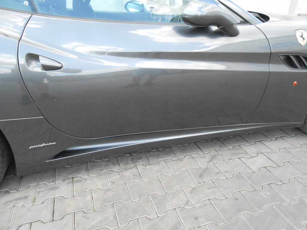 фото №1, Ferrari california f149 дверь правый перед передние
