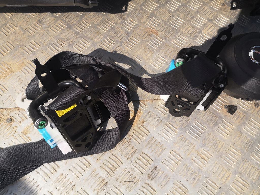 фото №9, Mazda cx5 консоль приборная панель подушка безопасности подушки безопасности ремни