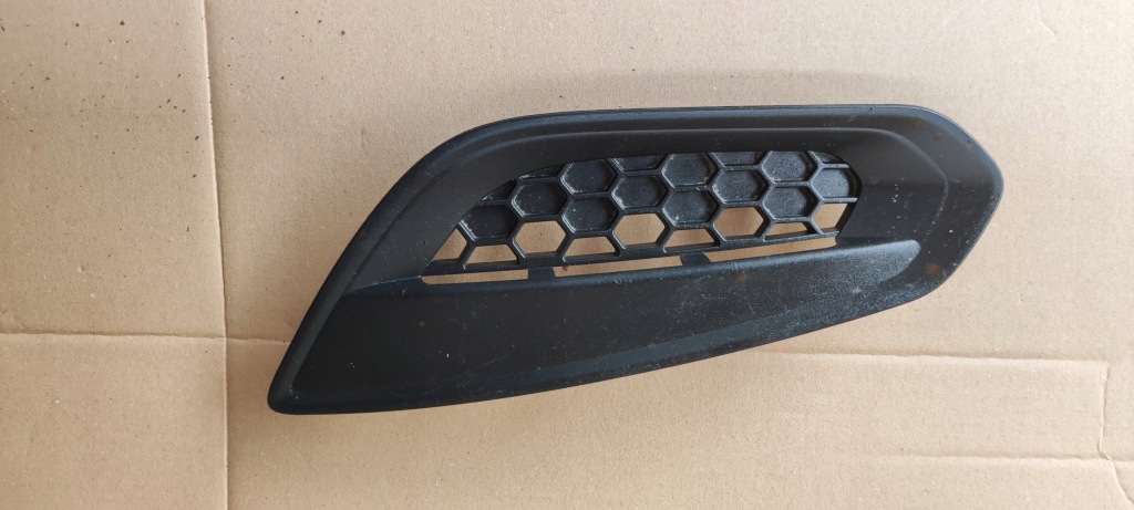 фото №1, Решітка бампера ліва volvo s60 v60 ii