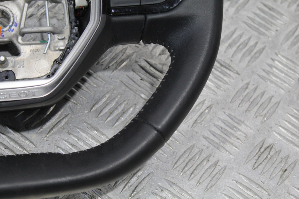 фото №7, Воздуховод мультифункция peugeot 2008 ii 2