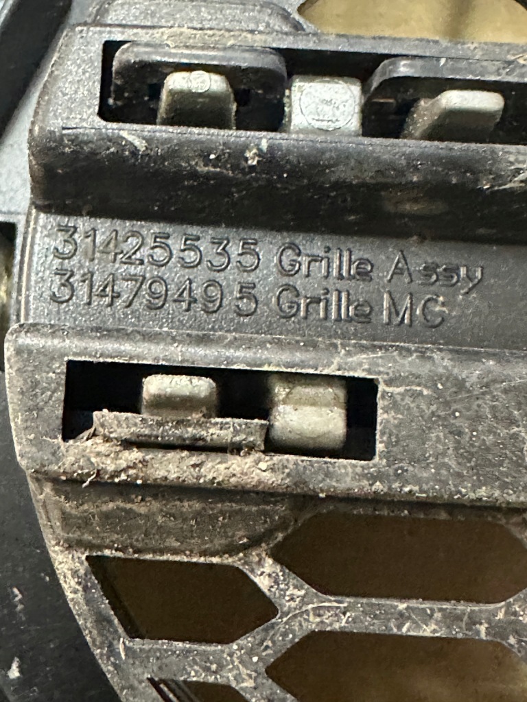 фото №11, Решётка радиатора решётка радиатора volvo xc60 ii 31425535