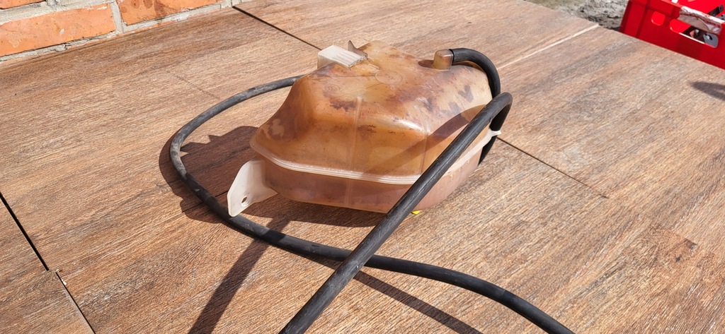 фото №7, Jeep cherokee liberty kj 01-07r 2.4 zbiorniczerk расширительный 52079702ad