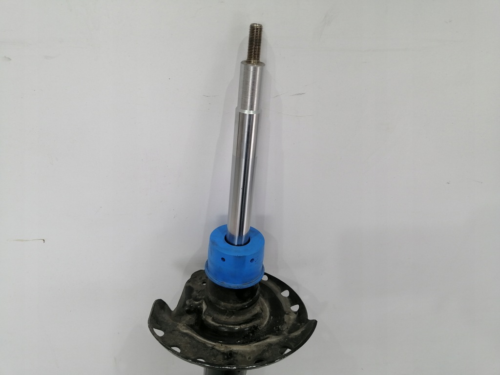 фото №3, Поворотный кулак амортизатор левый перед evoque ii