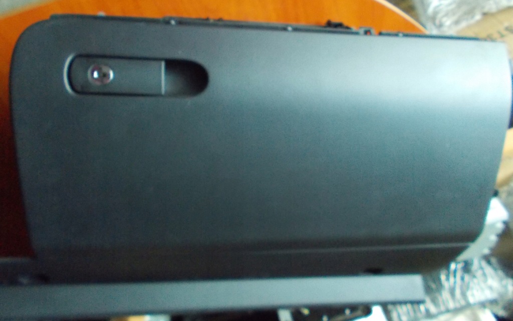 фото №1, Vw touareg 2012r бардачок пасажира eu