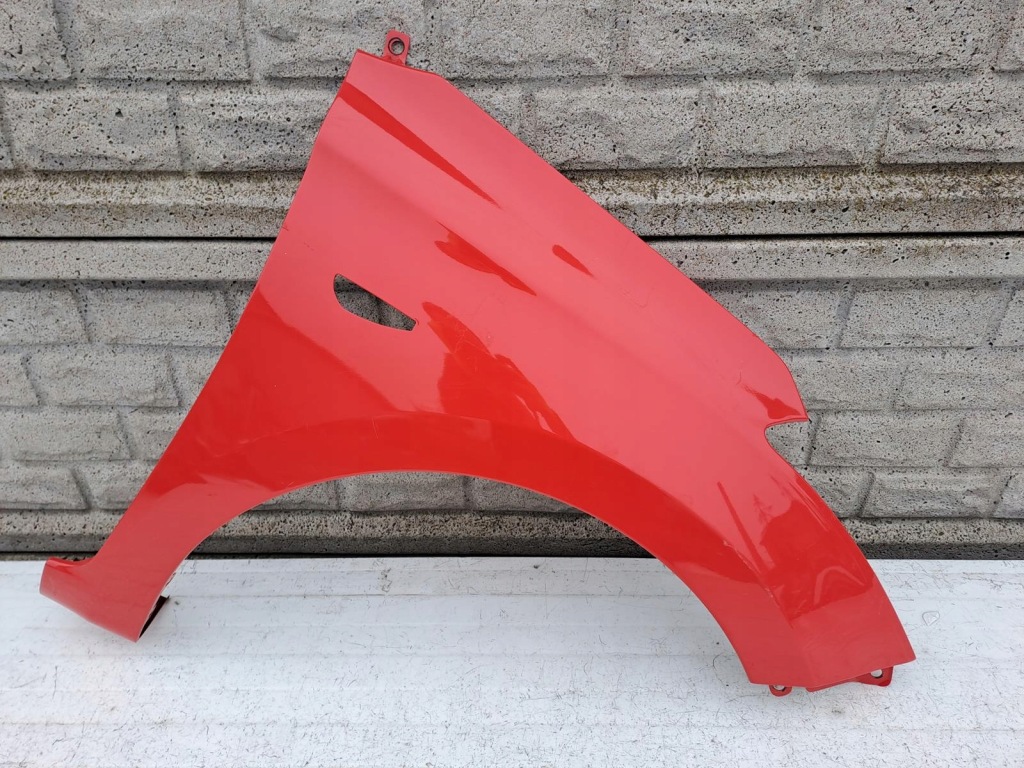 фото №1, Hyundai i20 2015-2021 крила правий передній