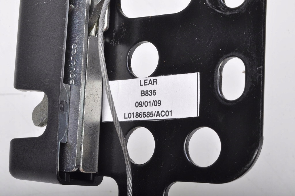 фото №7, California замок складывающихся сидений правый задняя