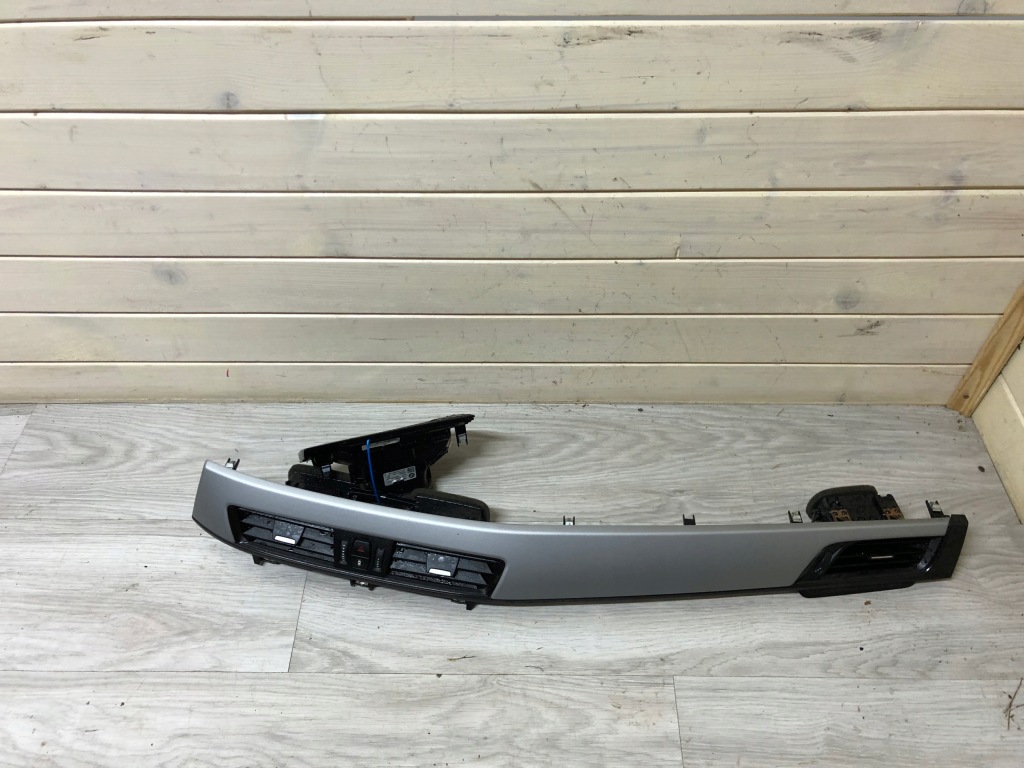 фото №1, Bmw x1 f48 молдинг декоративная консоли