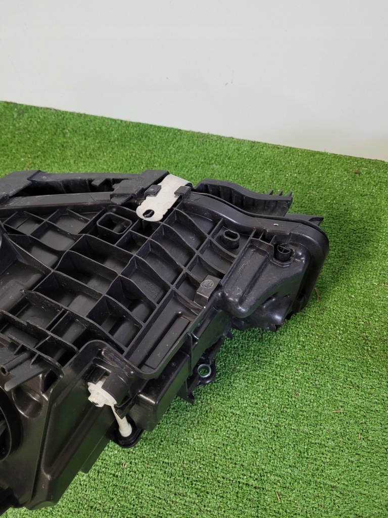 Купити Bmw 3 g20 g21 lci lift full led niebieski лампа права 9450802