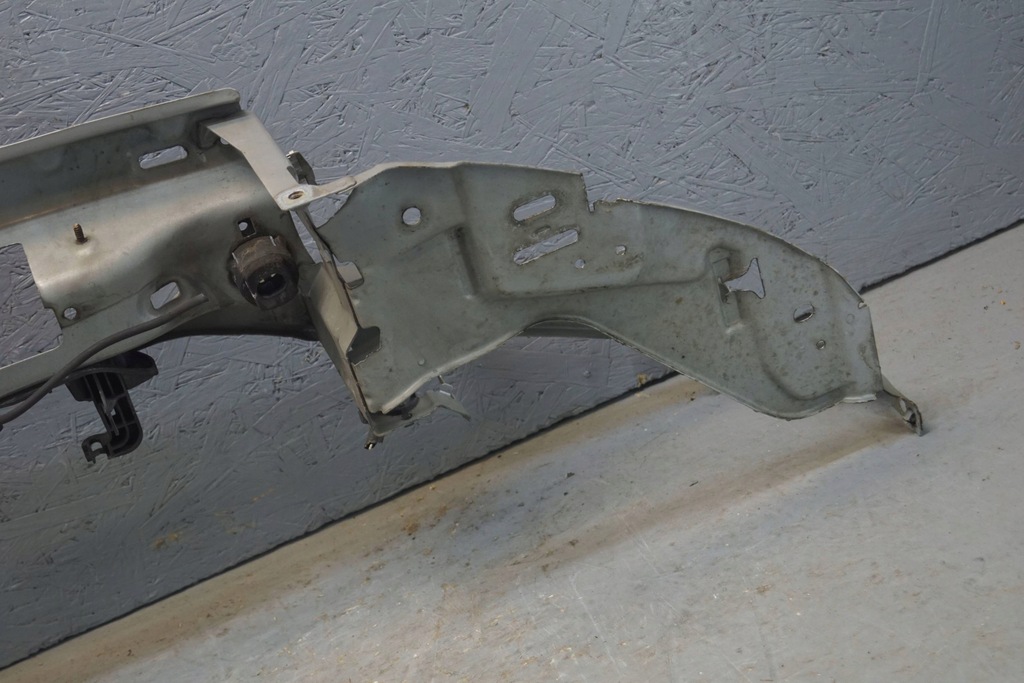 фото №15, Pas передній верхній підсилювач volvo s40 ii lift ż242