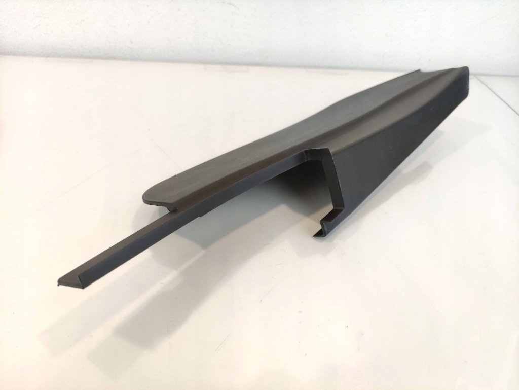 Ford kuga 2 2 накладка дзеркало правий cj54s20296adw в Україні