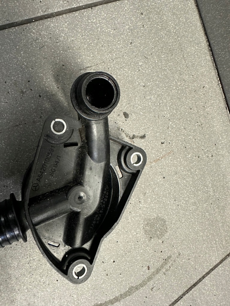 фото №5, Вентиляція картера сепаратор оливи mercedes w164 3.0 cdi a6420100591