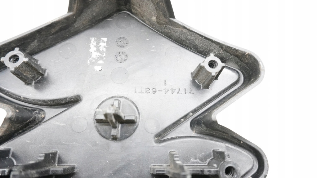 фото №5, Suzuki sx4 scross ii решётка радиатора решётка радиатора 71744-63t1 значок