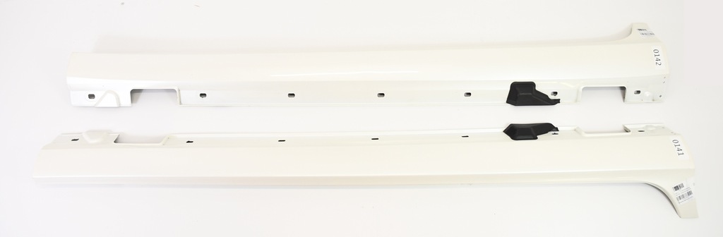 фото №1, Mercedes cls w218 amg молдинг порог порог левая 799