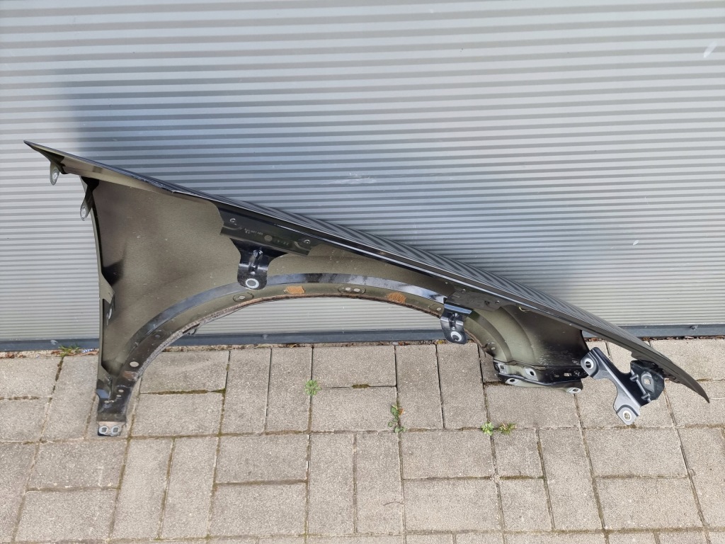 Audi q3 83a 18- крыло  левое  перед передний 83a821469 Киев