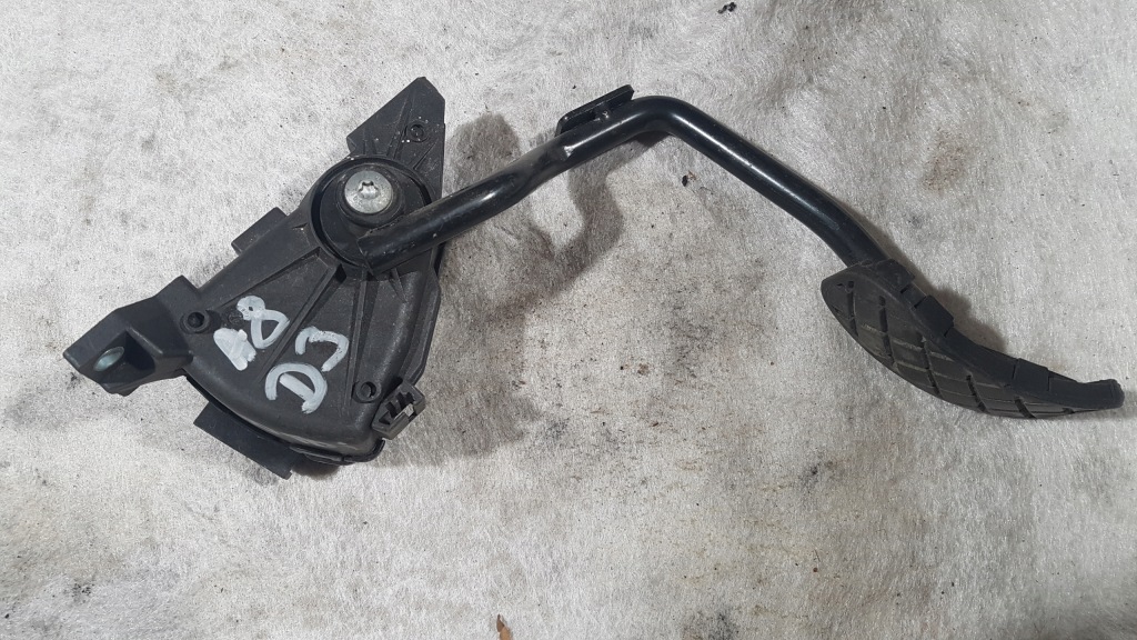 фото №1, Audi a8 d3 потенциометр педаль газа 4e2723523c
