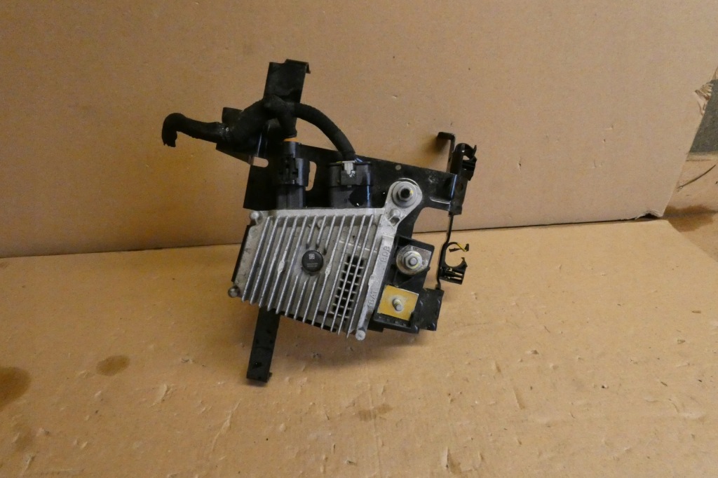 Купить Citroen ds7 crossback блок управления модуль 9833185280