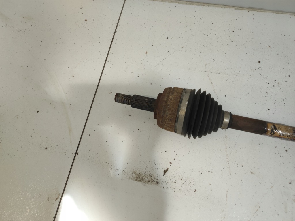 Привідний вал półośka права перед renault express ii 2 1.5 dci механічна коробка передач Ціна