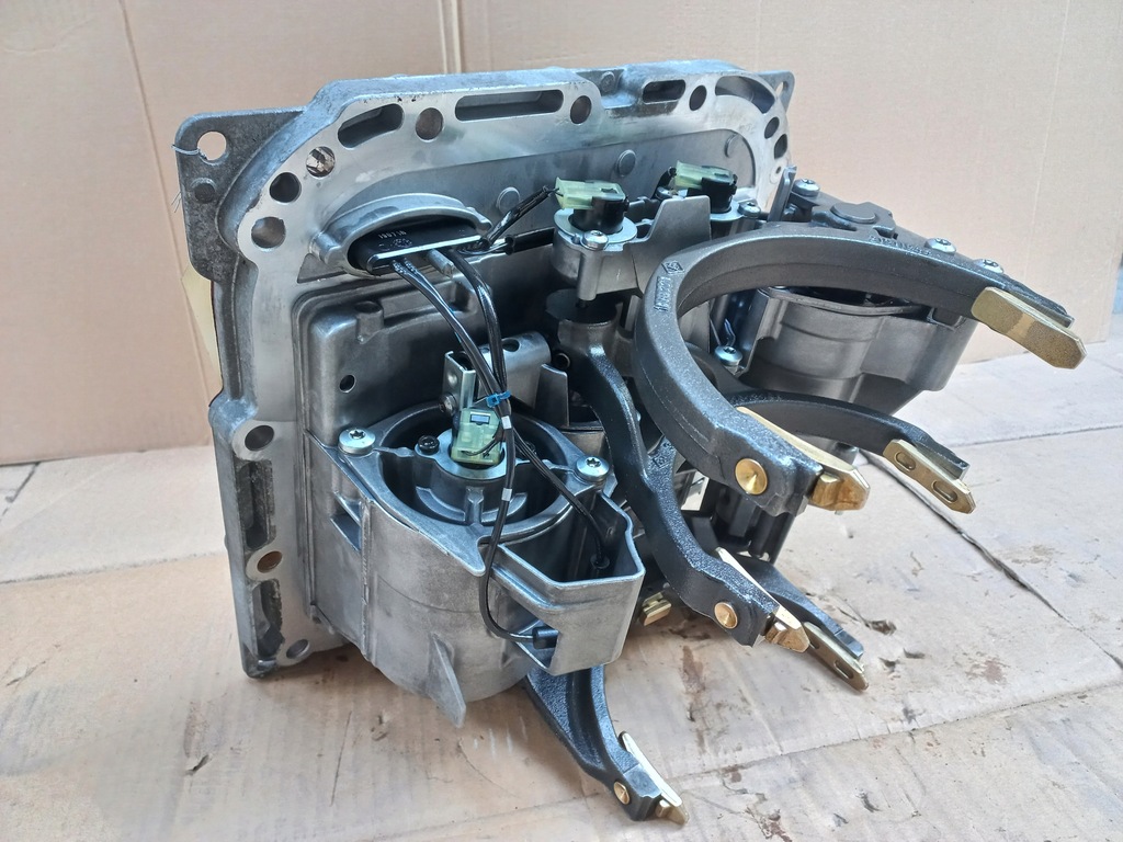 фото №11, Выборщик коробки передач at2612e плита wabco volvo fh 4 fm 2000zł